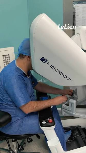 Les coulisses de la première chirurgie robotique de la prostate en Algérie