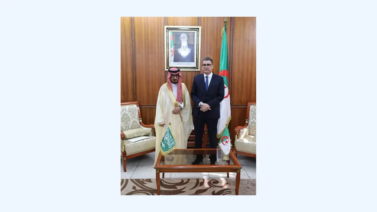 Le ministre de la Santé reçoit l'ambassadeur du Royaume d'Arabie saoudite en Algérie